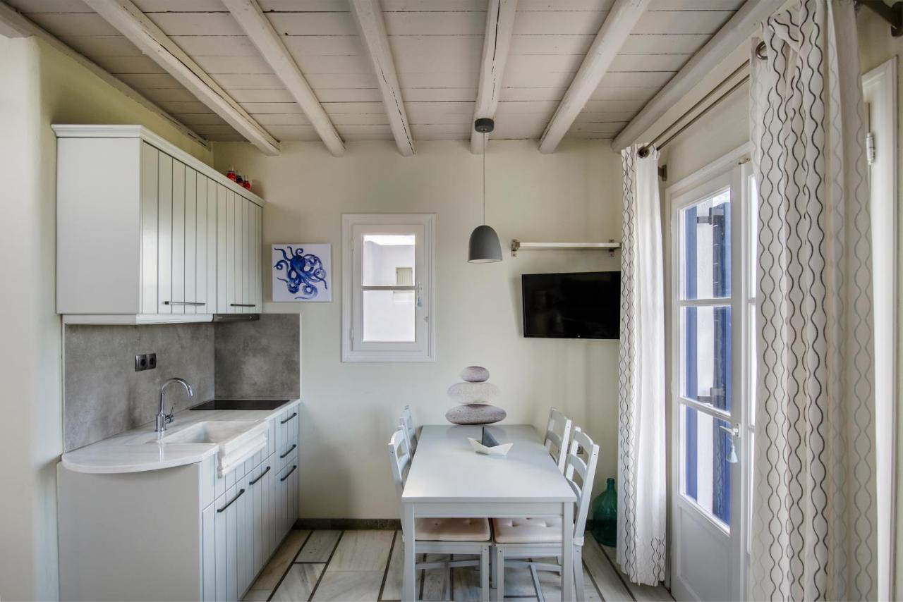 Pure White 1Bd House With Amazing Sea Views In Naousa Exterior photo